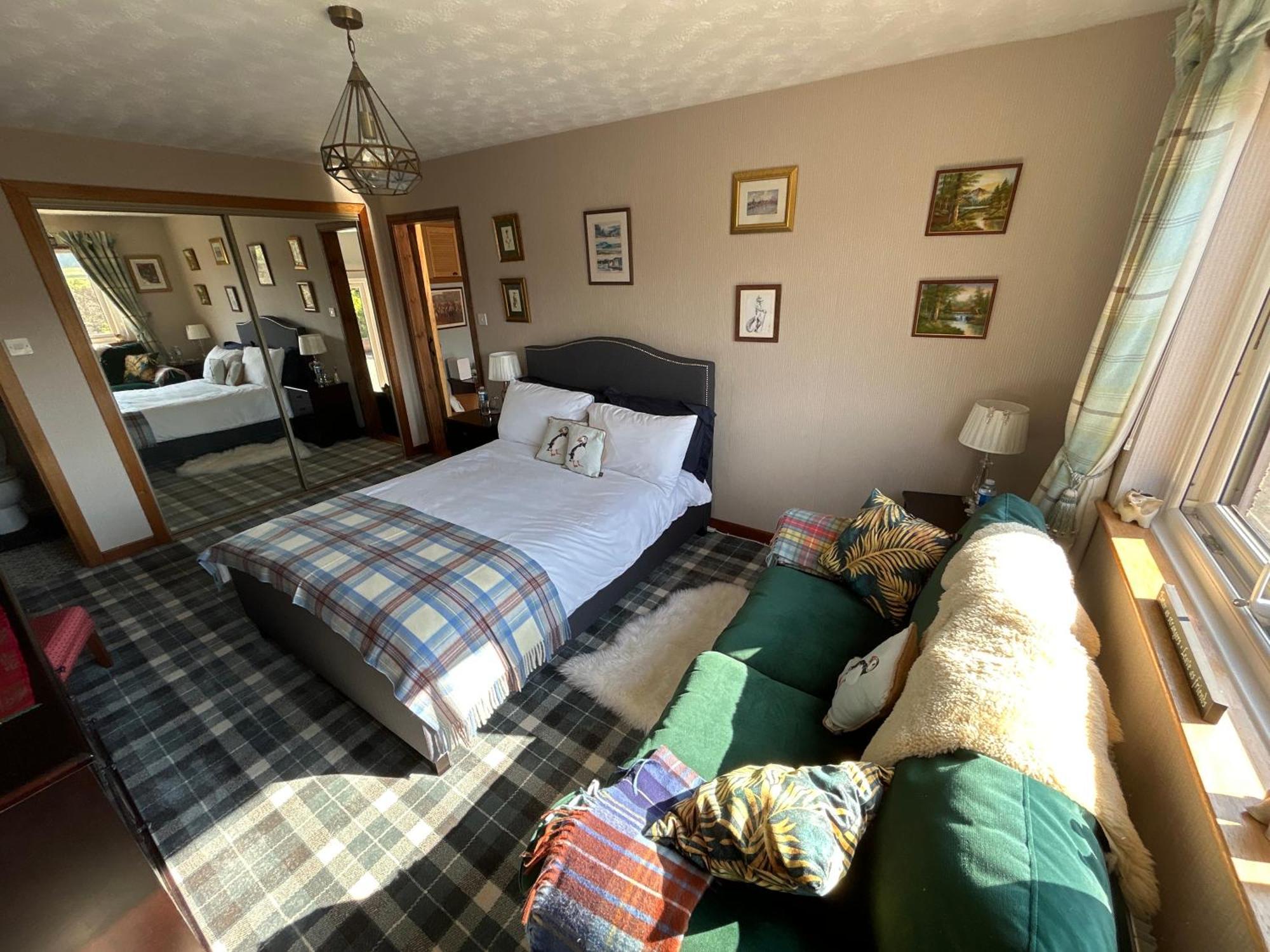 The Guest Suite At Daviot ,Инвернес Екстериор снимка